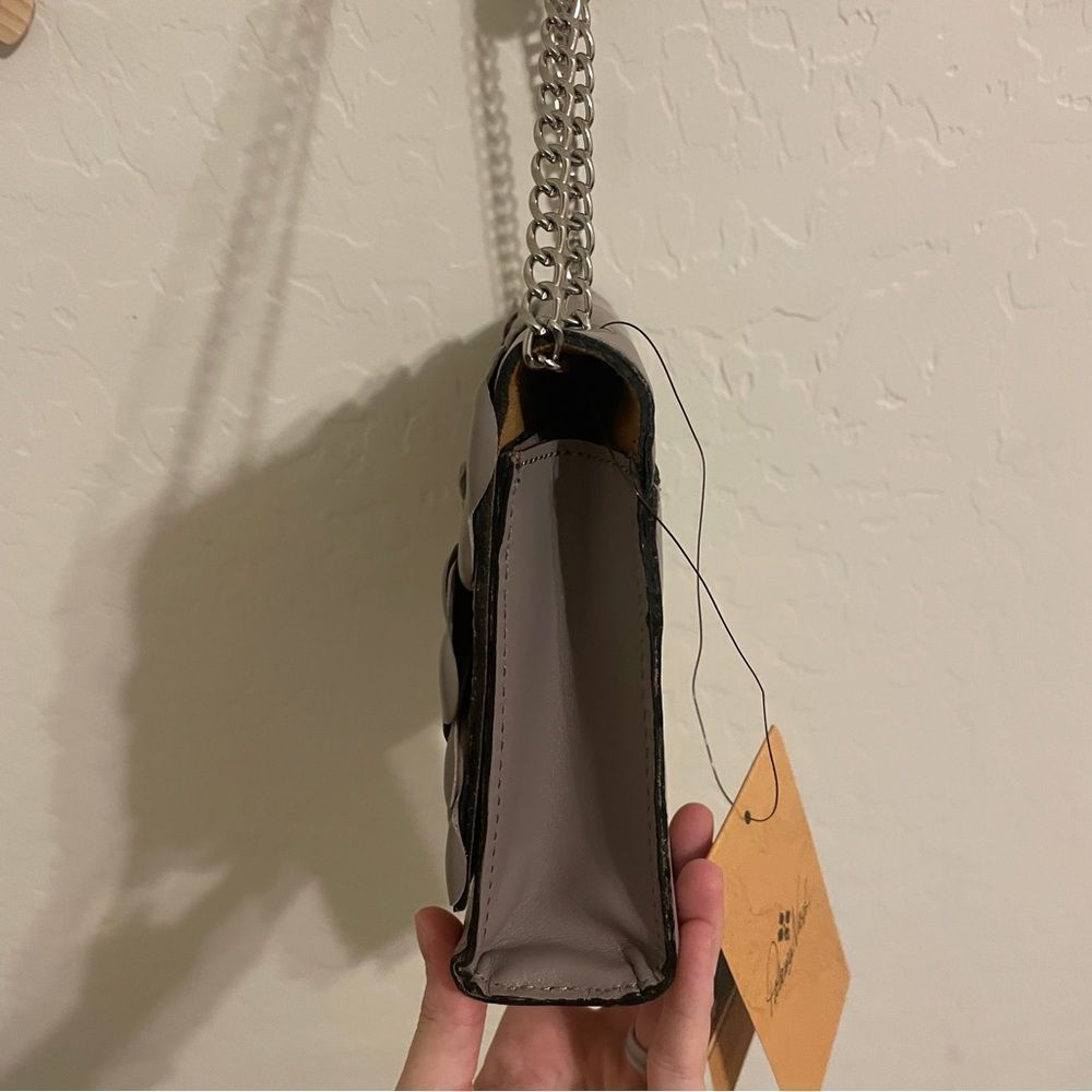 NWT Patricia Nash Petals Leather Crossbody Stone Grey - Picture 6 of 11